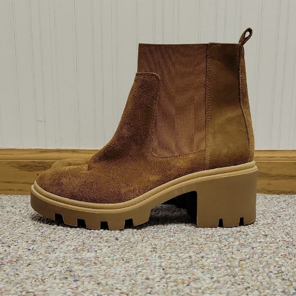 Antonio De Faria Brown Suede Tara Chelsea Ankle Boots Sz 8. NWOT